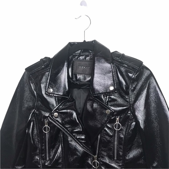 BLANK NYC Shiny Faux Patent Leather Moto Jacket - Picture 4 of 11